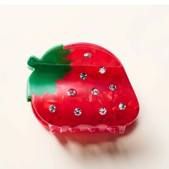 kate spade Accessories - NWT Kate Spade X Target Strawberry Hair Claw Clip